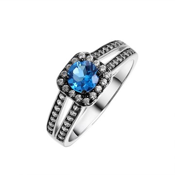Кольцо из&nbsp;серебра с&nbsp;лондон топазом и&nbsp;фианитом