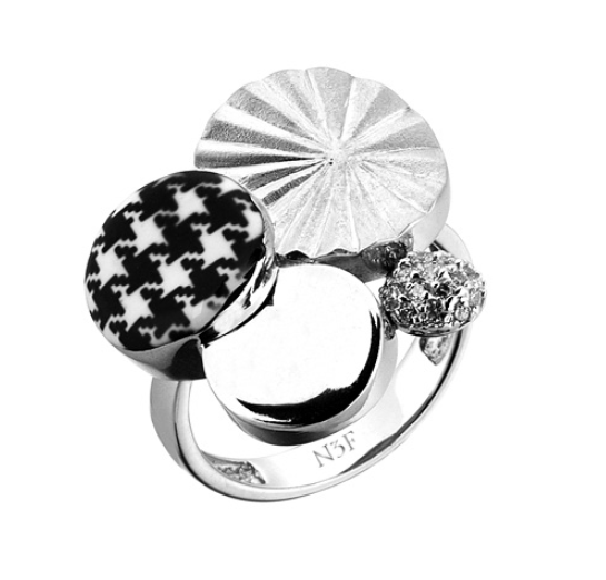 Кольцо из серебра с фианитом и эмалью