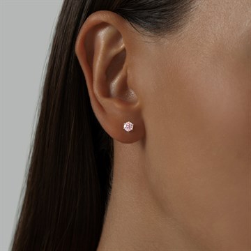 Серьги из&nbsp;серебра с&nbsp;фианитом