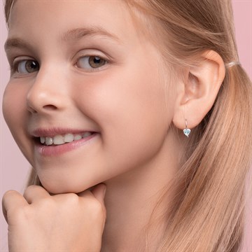 Серьги из серебра с фианитом