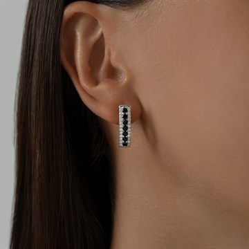 Серьги из серебра с фианитом