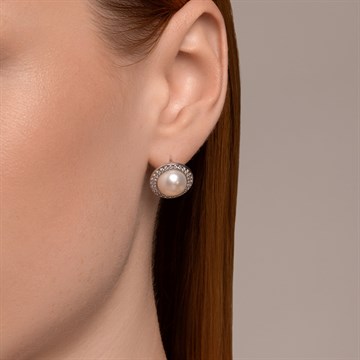Серьги из серебра с жемчугом и фианитом