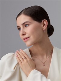 Кольцо из золота с рубином и Бриллиантом