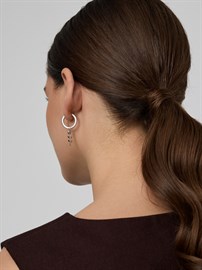 Серьги из серебра с фианитом