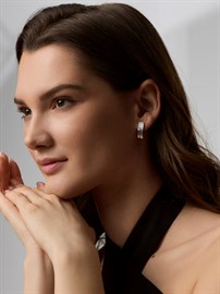 Серьги из серебра с Бриллиантом