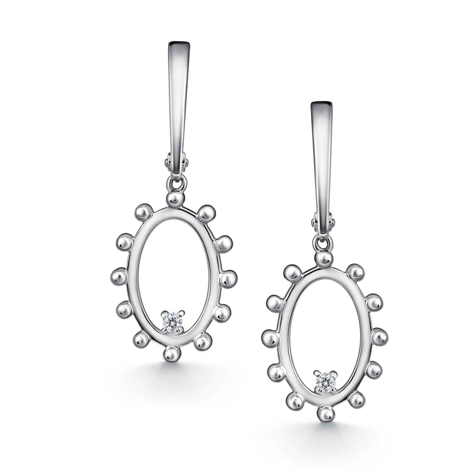 Серьги из серебра с фианитом