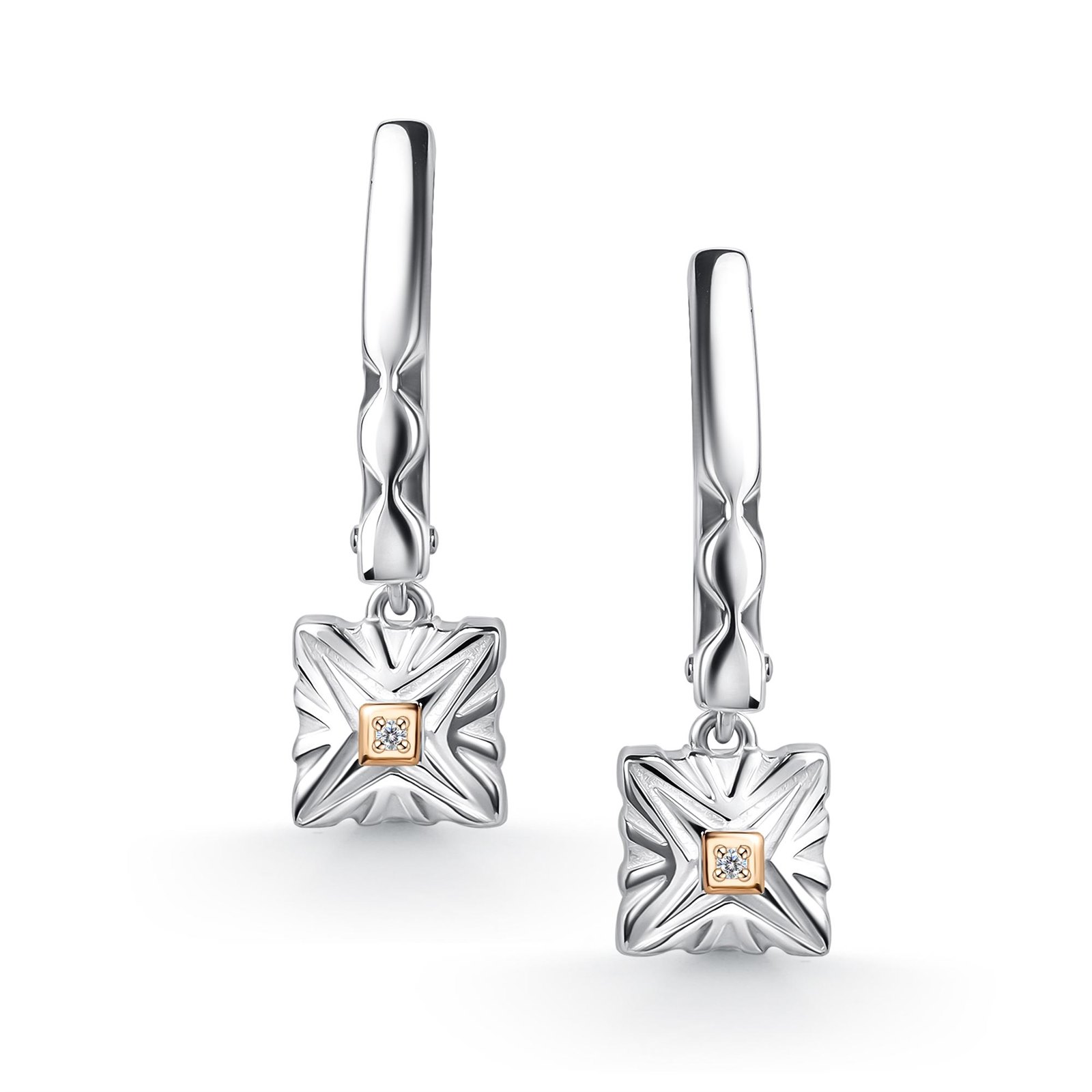 Серьги из серебра с Бриллиантом