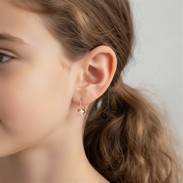 Серьги из&nbsp;золота с&nbsp;эмалью