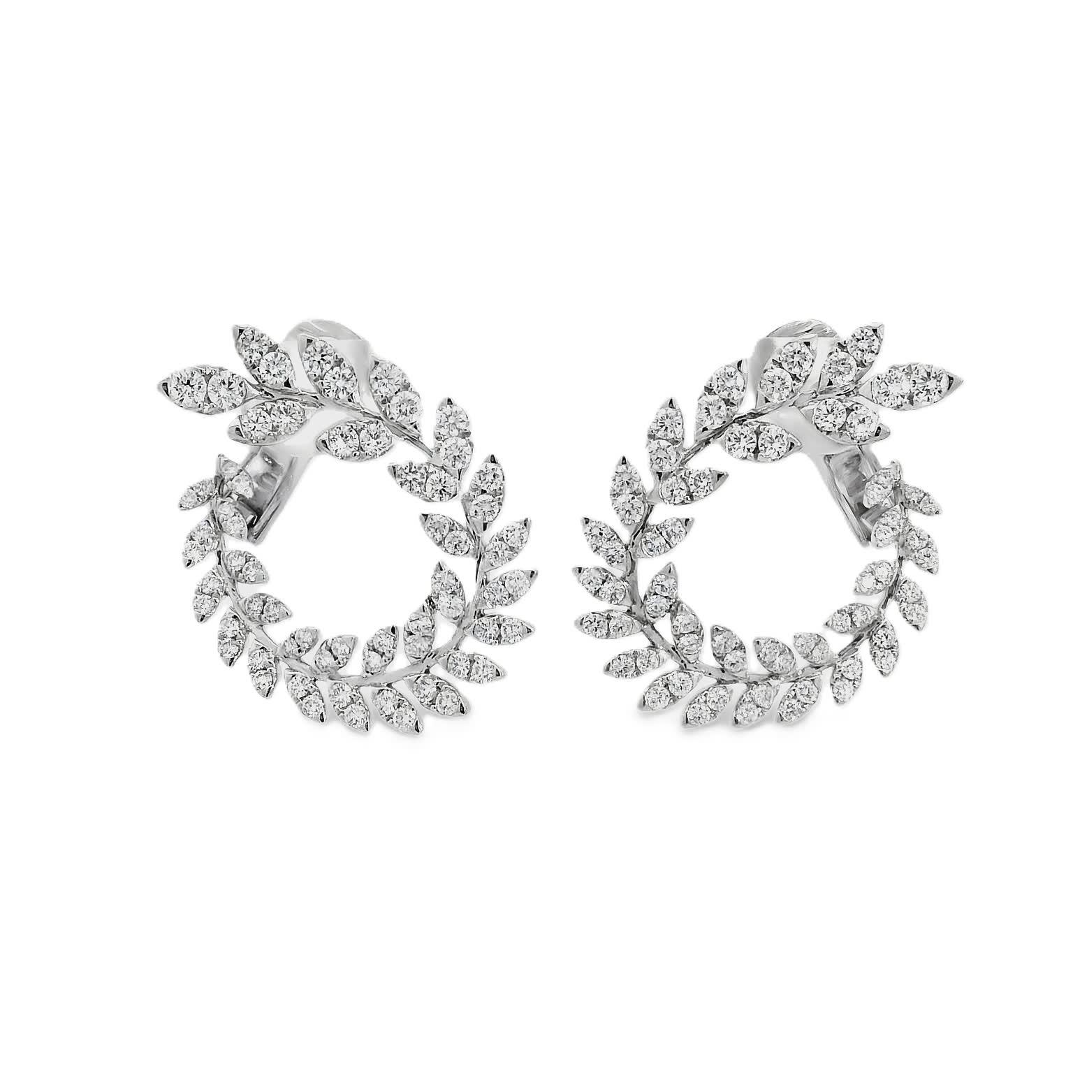 Серьги из&nbsp;белого золота с&nbsp;Бриллиантом