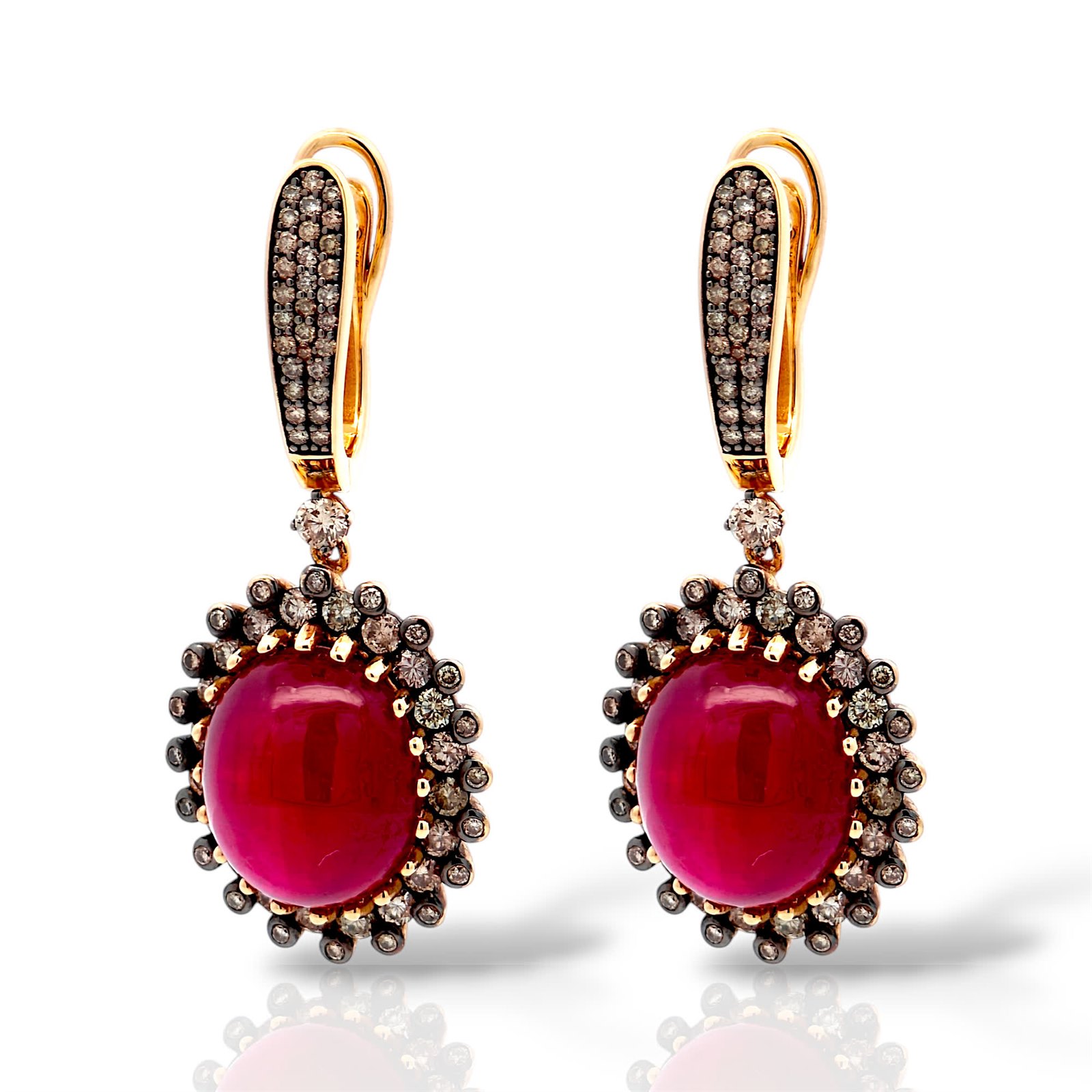 Серьги из&nbsp;лимонного золота с&nbsp;рубином и&nbsp;Бриллиантом