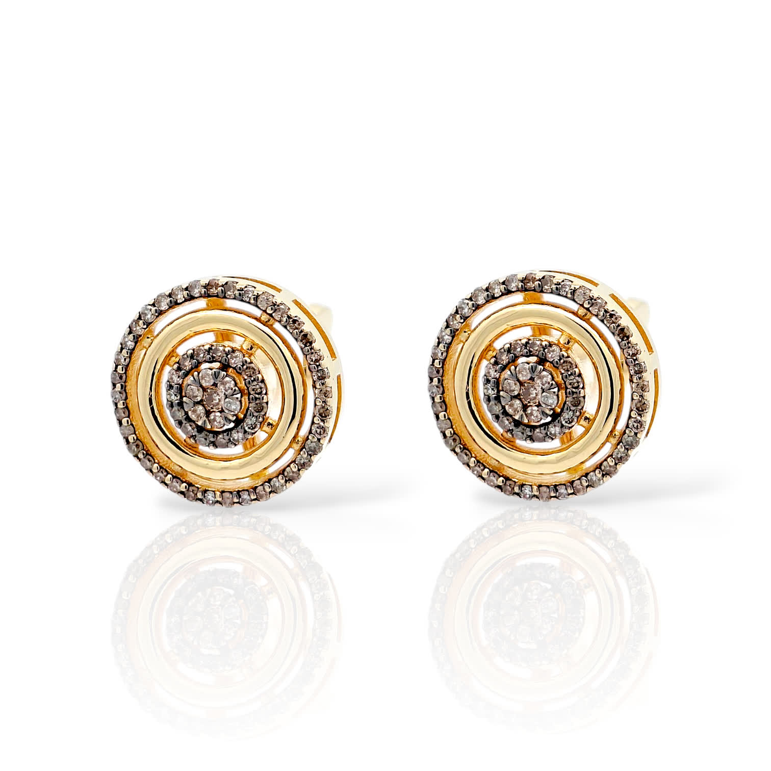 Серьги из&nbsp;лимонного золота с&nbsp;Бриллиантом