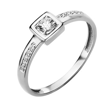 Кольцо из&nbsp;белого золота с&nbsp;фианитом