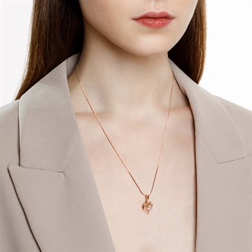 Подвеска из&nbsp;золота с&nbsp;фианитом