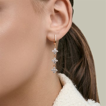 Серьги из&nbsp;золота с&nbsp;фианитом