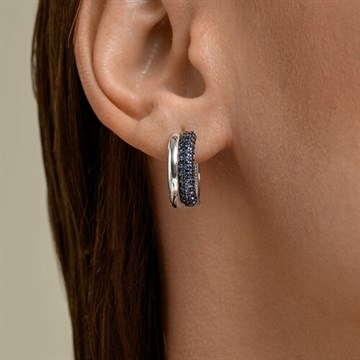 Серьги из&nbsp;серебра с&nbsp;фианитом