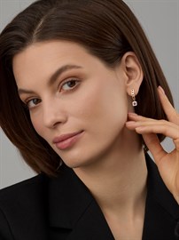 Серьги из&nbsp;золота с&nbsp;рубином и&nbsp;Бриллиантом