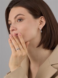 Серьги из&nbsp;белого золота с&nbsp;сапфиром и&nbsp;Бриллиантом