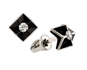 Серьги из&nbsp;белого золота с&nbsp;Бриллиантом