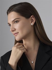 Серьги из&nbsp;серебра с&nbsp;Бриллиантом