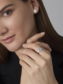 Кольцо из&nbsp;серебра с&nbsp;Бриллиантом