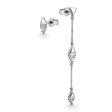 Серьги из&nbsp;серебра с&nbsp;фианитом