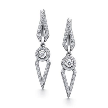 Серьги из&nbsp;серебра с&nbsp;фианитом