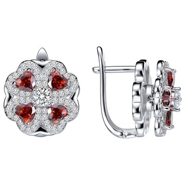 Серьги из&nbsp;серебра с&nbsp;фианитом